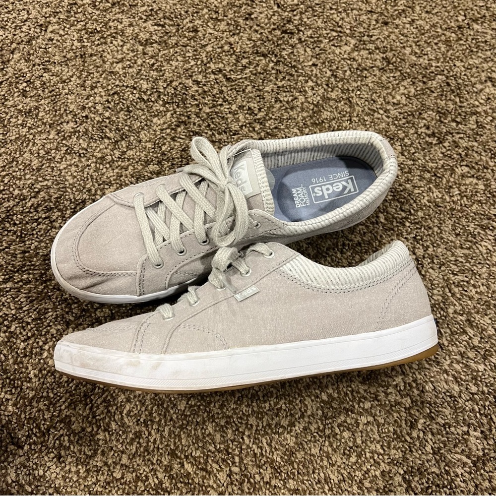 KEDS Center Sneaker Women’s Size 7 Gray Lace Up Low Top Memory Foam Tennis Shoe